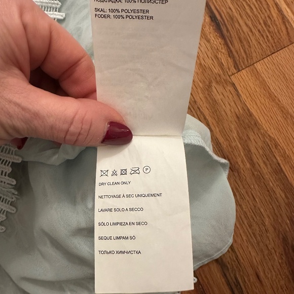 ✨ Club Monaco Lace Overlay Puff Sleeve Blouse - Size XS ✨ - Picture 7 of 11